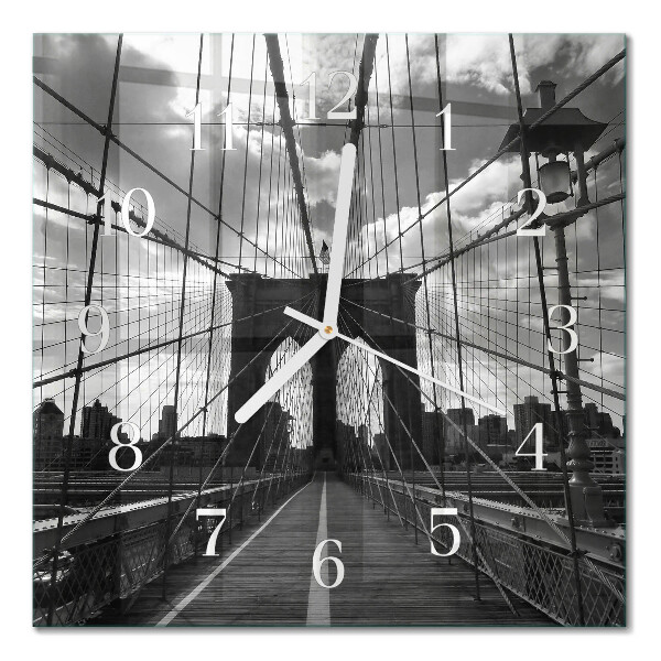 Horloge carrée en verre Pont