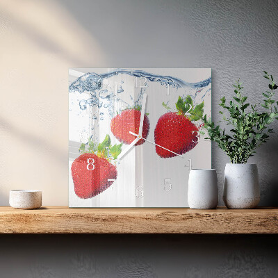 Horloge murale carrée Fraises