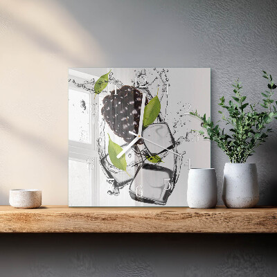 Horloge carrée en verre Mûre