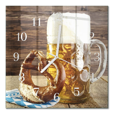 Horloge carrée en verre Bretzel avec de la bière