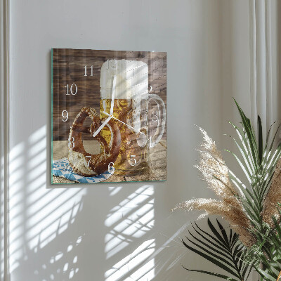 Horloge carrée en verre Bretzel avec de la bière