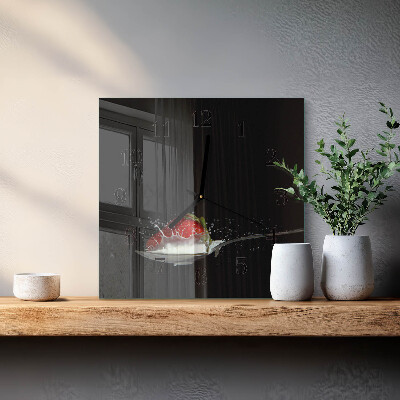 Horloge murale carrée Fraise