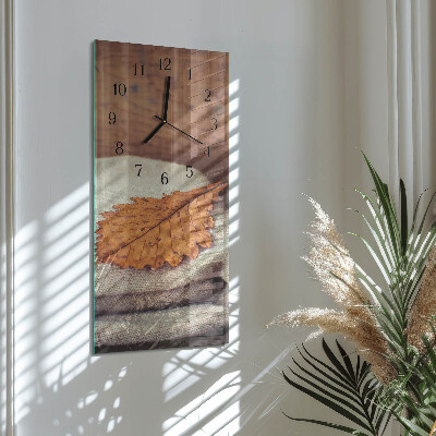 Horloge verticale en verre Feuille