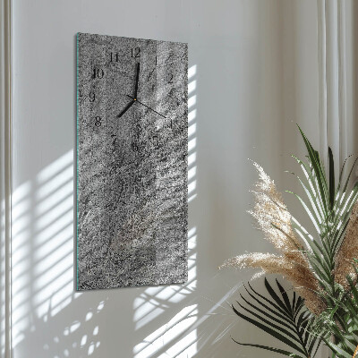 Horloge verticale en verre Mur en béton
