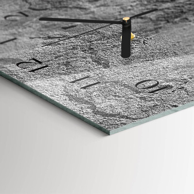 Horloge verticale en verre Mur en béton