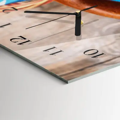 Horloge verticale en verre Bretzel