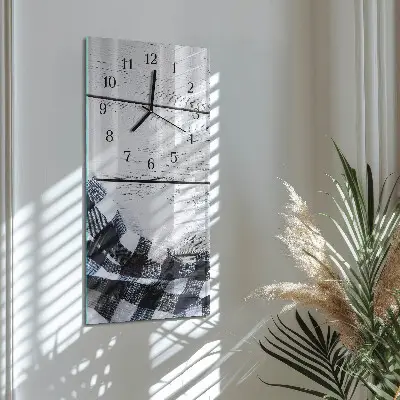 Horloge verticale en verre Table en tissu