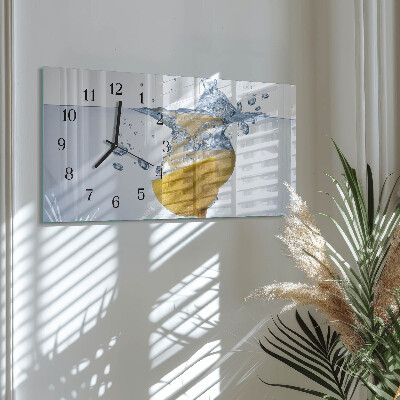 Horloge horizontale en verre Une tranche de citron dans l'eau